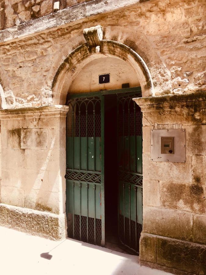Petit Paradis Nemausus Nimes Luaran gambar